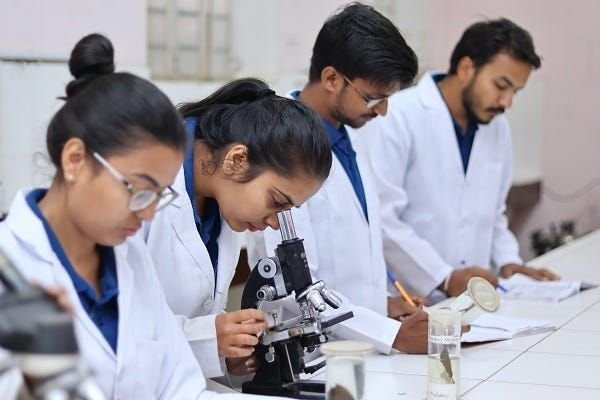 BEST DMLT INSTITUTE IN BARASAT